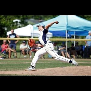 Meet your Posher, Bennett